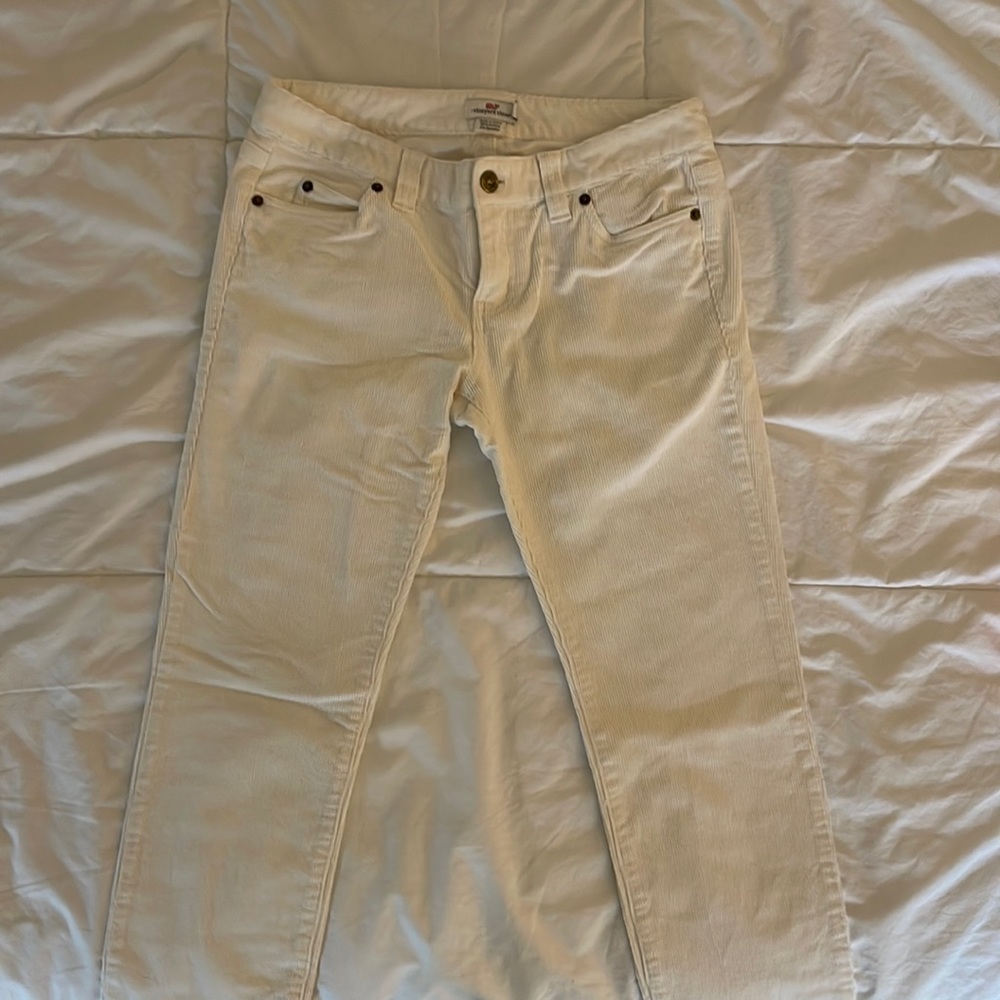 Vineyard Vines women’s corduroys